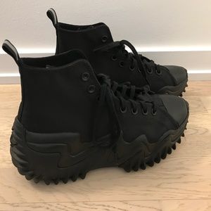 Black Run Star Motion Platform Sneakers